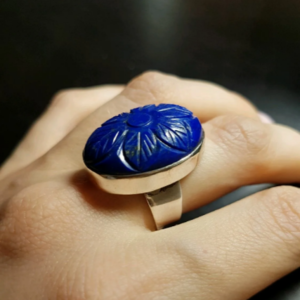 Крупное кольцо с лазуритом