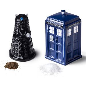 Doctor Who TARDIS vs DALEK Salt and Pepper Shaker