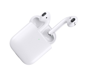 Apple AirPods в беспроводном зарядном футляре