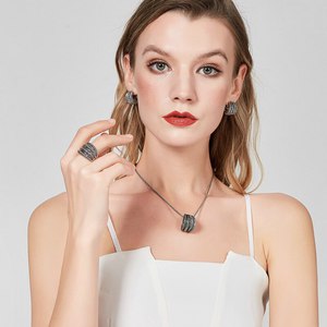 With your research knowledge, you can now buy jewelry directly from known jewelry store outlets. It can be a little easier to shop here as you can get to see the product for yourself.