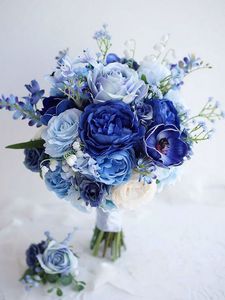 Голубой букет цветов