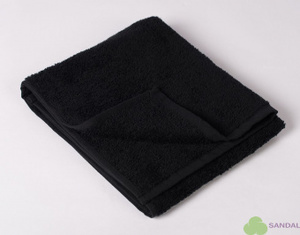 Черное полотенце