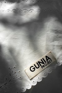Косынка gunia белая