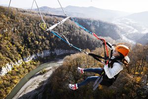 Прокатиться на качелях в Skypark