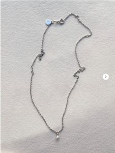 TINY PEARL NECKLACE
