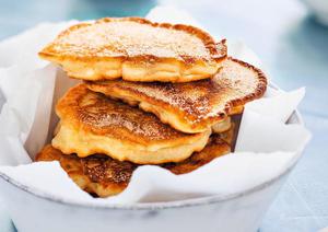 make apple pancakes for d