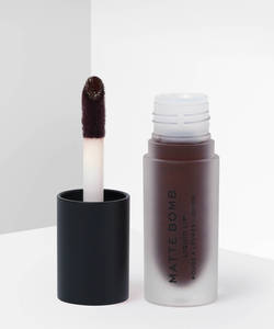 MAKEUP REVOLUTION MATTE BOMB LIQUID LIPSTICK