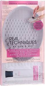 2. Real techniques: brush cleansing palette