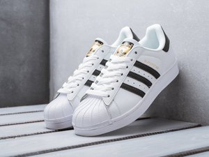 Adidas Superstar