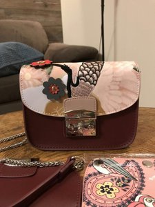 Сумочка Furla со сменными клапанами