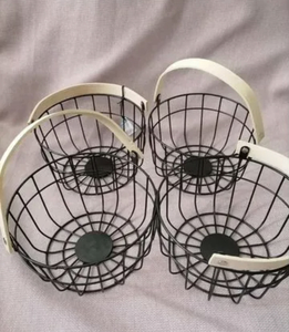 Черные корзинки