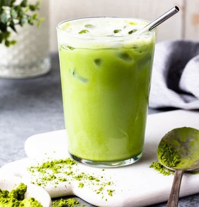 Iced Matcha-Latte