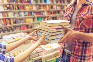 Отдать книги в библиотеку