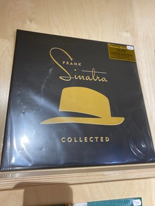 Винил Frank Sinatra - Collected, именно такая его сборная пластинка:) Тут есть мои любимые редкие его песни типа It was a good year).