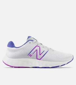 New Balance 520 Trainers