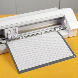 silhouette cutting mat strong tack