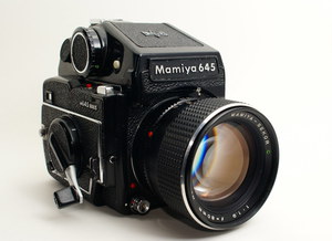 Mamiya 645 1000s + Sekor 80/1,9