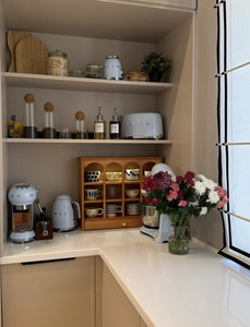 Полочка под чашки