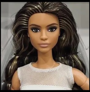 Barbie looks N1