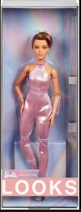Barbie looks N22