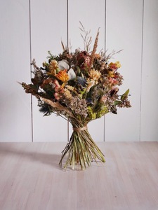 букет из сухоцветов