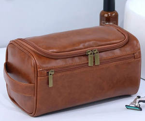 Большая мужская косметичка из кожзама