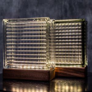 Светильник из стеклоблока