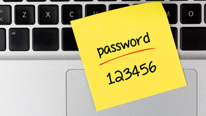 поменять пароли