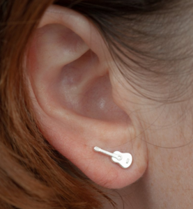 Серьга active girl «Гитара»