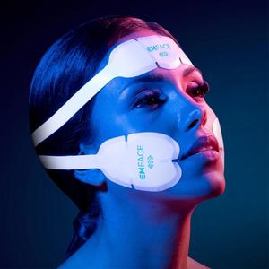 2Процедура для лица Emface в клинике Kraftway