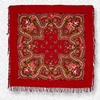 Красная шерстяная шаль в цветах