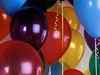 Отпустить в небо десяток воздушных шаров, на каждый загадав по желанию)))