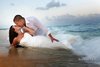 свадьбу на берегу море