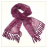 Малиновый шарф
