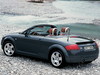 Audi TT, черную или красную