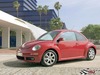 Машина Volkswagen New Beetle