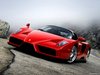 красная Ferrari Enzo