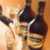 бутылку Baileys