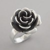 серебряный перстень в виде розы