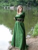 платье, стилизованное под средневековое