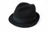 Черная шляпка