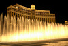 увидеть вживую фонтан "Bellagio" в Лас-Вегасе