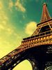 отправздновать год совместной жизни поездкой в Париж