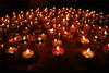 много свечей)
