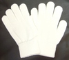 белые вязаные перчатки