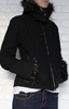 Черная куртка с мехом