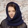 шарф-шапка, чтобы не мерзнуть)