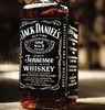 Большая бутылка Jack Daniels