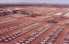 Посетить кладбище самолётов на авиабазе Девис-Монтен в Тусоне, штат Аризона