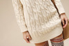 Белые или серый длинный теплый свитер